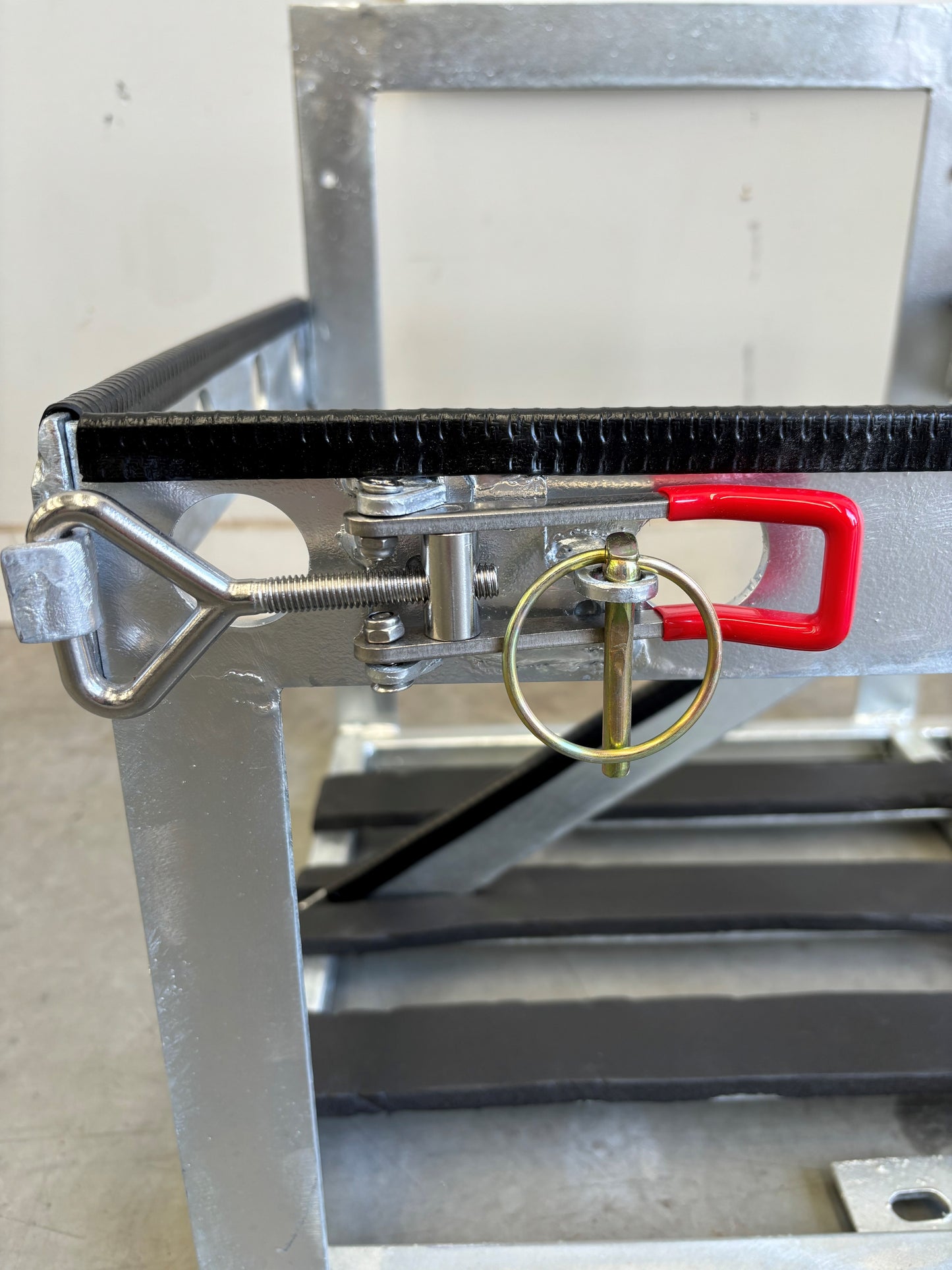 Dual Gas Bottle and Jerry Can Holder