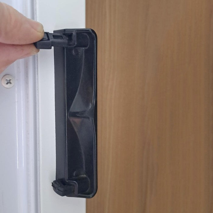 Bumper Striker - Suit Dometic CaraD 600F Doors