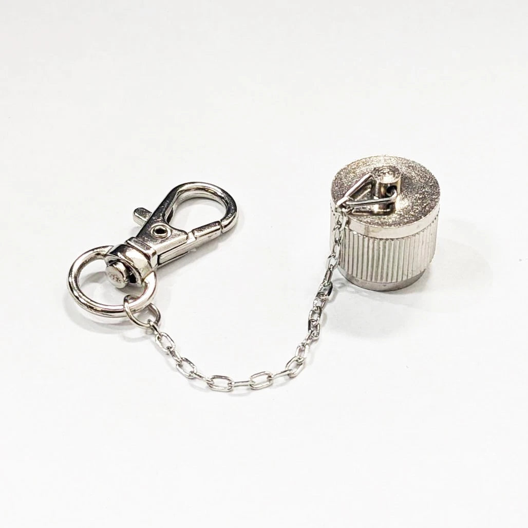 SD Dust Cap w Chain