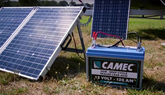 CAMEC 100W FOLDING SOLAR PANEL WITH 15A CONTROLLER SERIES 2